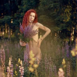 Field Of Dreams Ksenia Zlotnikova Sofia Skriptsova 01 Boudoir Direct Sunlight