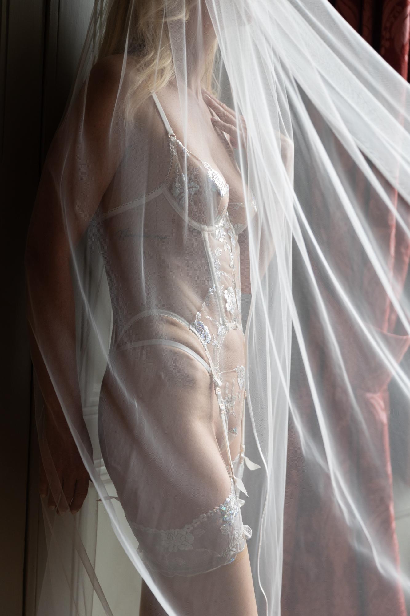 Anya, Sensual Bride -  & AnyaK Image 2