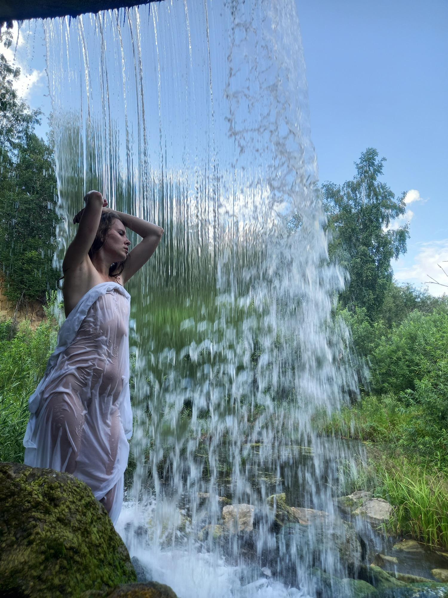 Boudoir By The Waterfall - Anastasiya Image 2