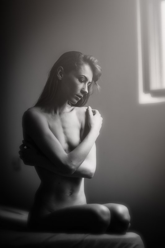 Dror Dray & Svetlana SrebriĆ & Hard Roksi & Oksana Oksi - Dror Dray’s Boudoir Collection Image 1