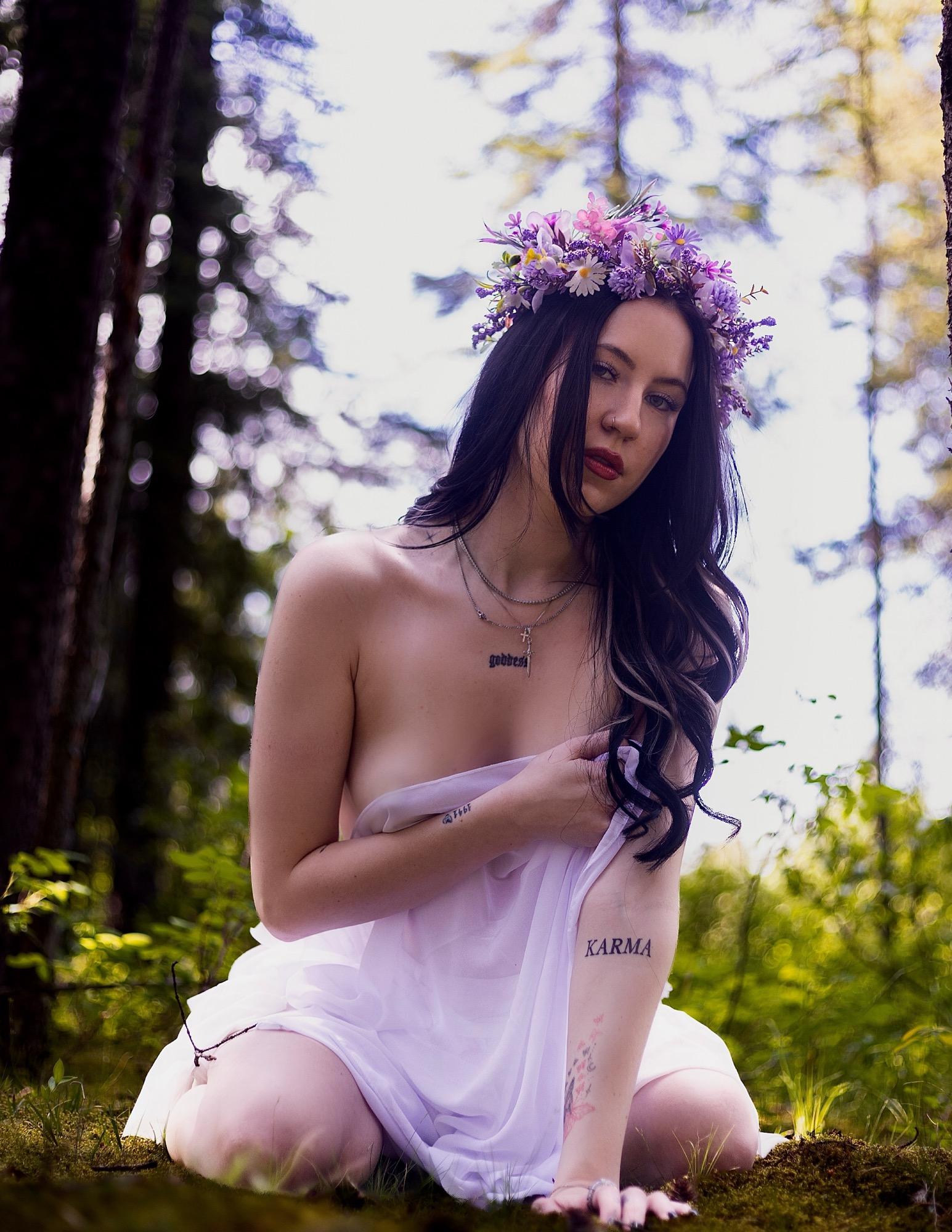 Midsummer Nature Boudoir - Andres Cardenas & Kiki Kash Image 5