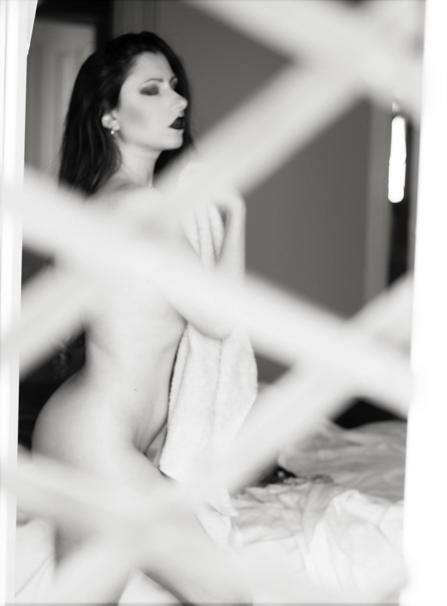 My Secret Boudoir - VeraVii Image 3