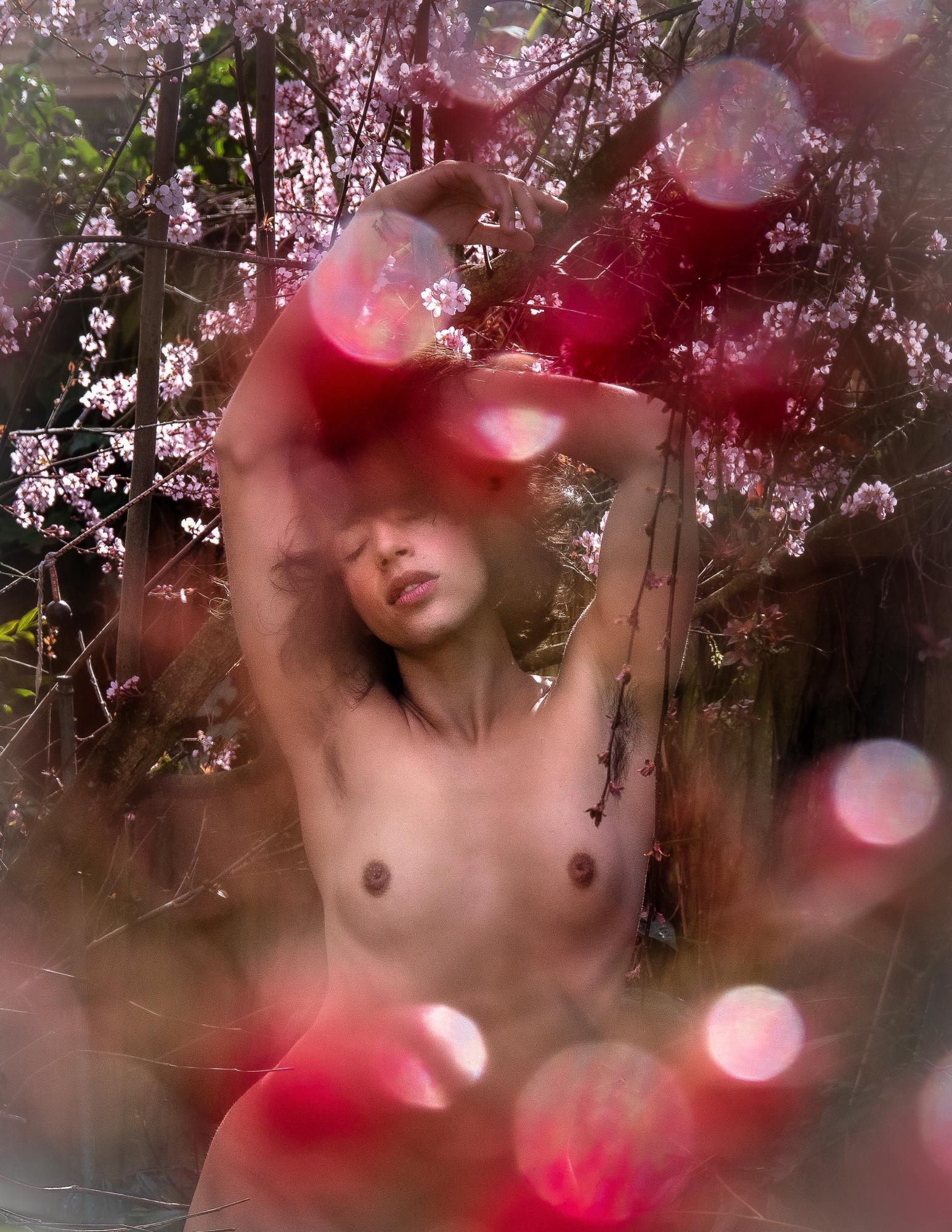 The Private Garden With Eva - Clint Kaster & Earthy Eva Image 3